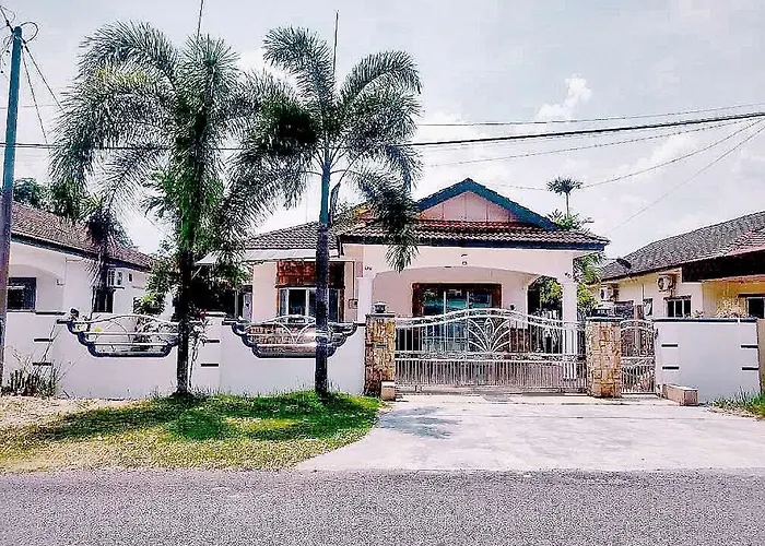 Taiping Vacation Home